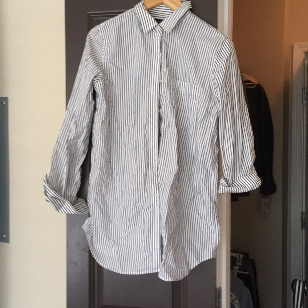 Banana Republic Button Down Shirt